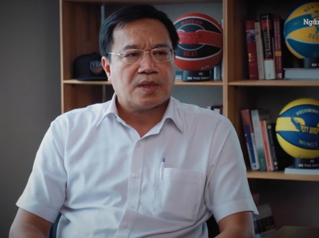 lum-xum-bua-an-khong-du-no-cua-tuyen-bong-ban-truong-phong-va-nv-chi-bi-khien-trach