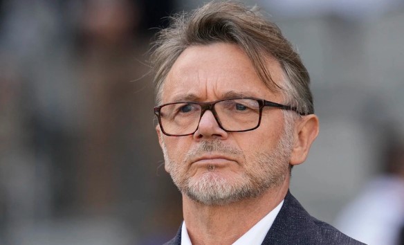 hlv-troussier-du-khong-co-diem-nhung-dtvn-da-chia-tay-asian-cup-voi-hinh-anh-dep