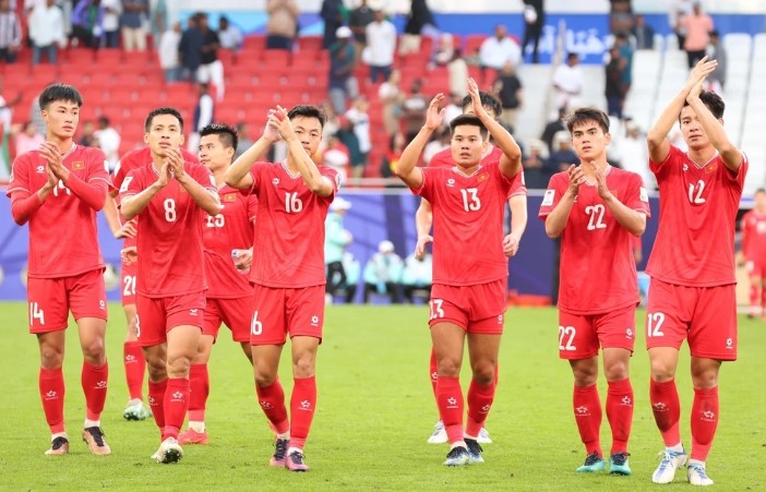 hlv-troussier-tuyen-viet-nam-dau-indonesia-de-khang-dinh-lai-vi-the