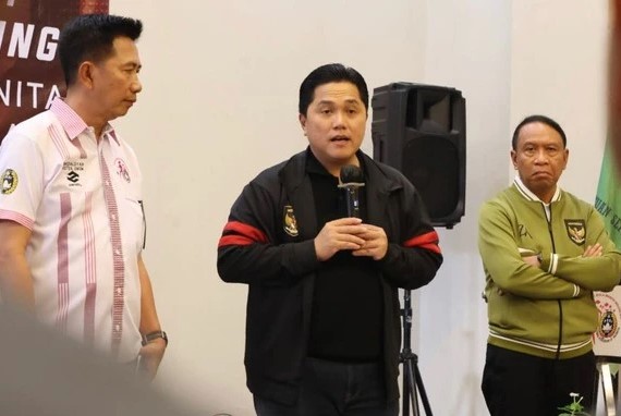 chu-tich-indonesia-ra-toi-hau-thu-dua-dieu-kien-kho-do-neu-hlv-shin-muon-duoc-gia-han-hop-dong