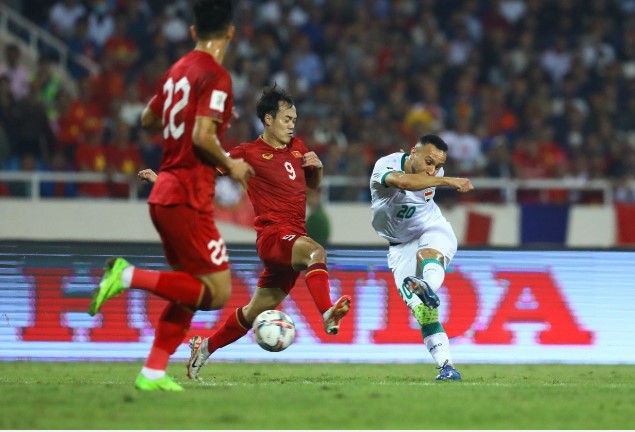 cuu-tro-ly-hlv-park-v-league-con-thieu-thon-bdvn-kho-ma-di-wc-duoc