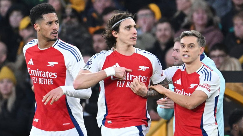 arsenal-van-con-nhieu-co-hoi-rut-ngan-khoang-cach-voi-liverpool