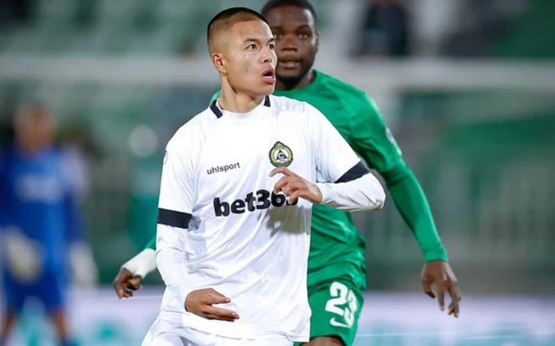 lan-song-viet-kieu-moi-hy-vong-moi-cho-bong-da-viet-nam-tu-aymeric-faurand-tournair-va-chung-nguyen-do