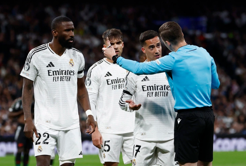 thua-tham-arsenal-thu-thanh-courtois-chi-ra-lo-hong-cua-real-madrid