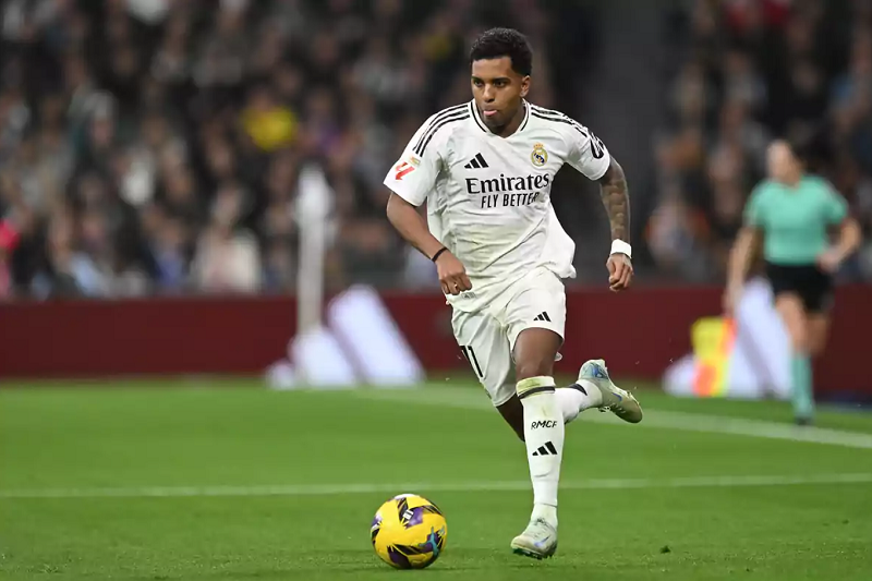 arsenal-tam-tia-ngoi-sao-so-1-cua-real-madrid-nang-cap-triet-de-hang-cong