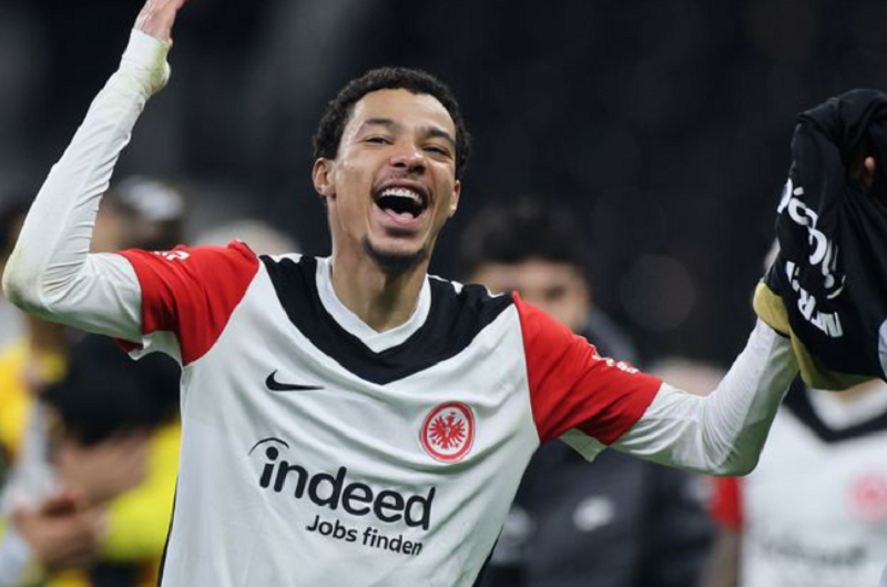 hugo-ekitike-manh-ghep-cuoi-cung-giup-arsenal-cham-tay