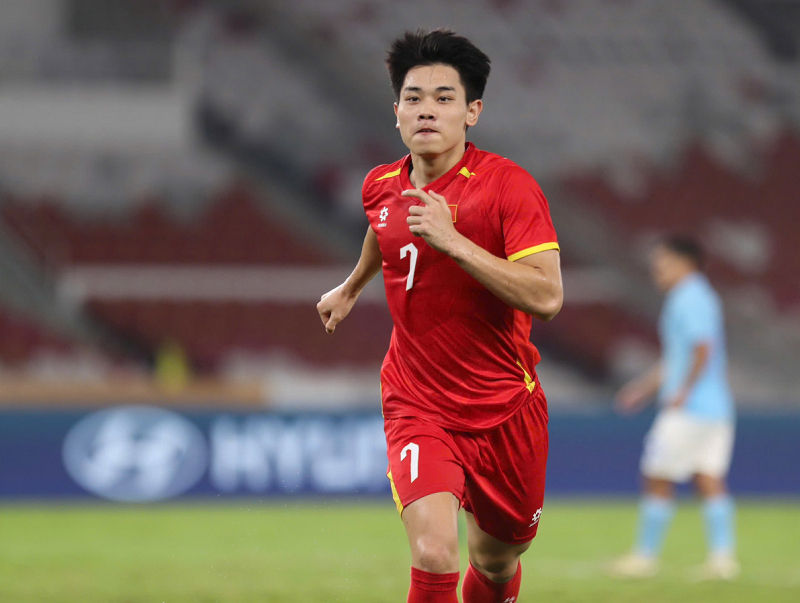 dinh-bac-giup-hlv-kim-sang-sik-giai-toa-con-dau-dau-hang