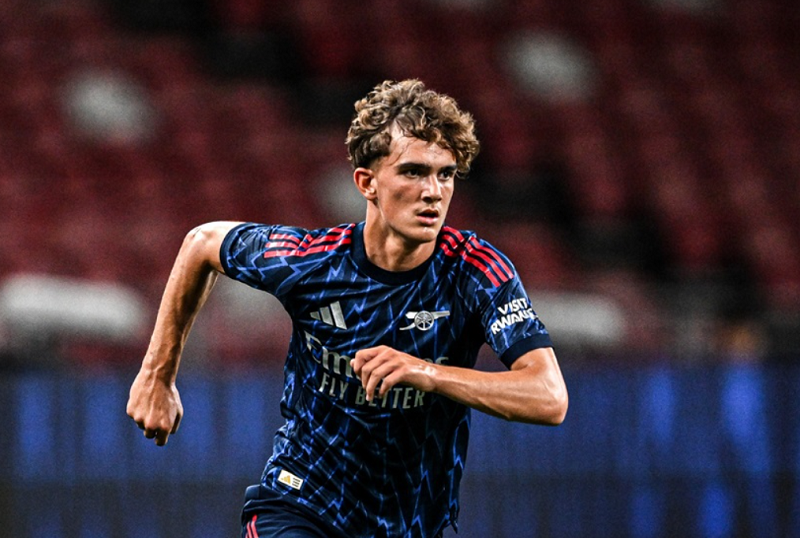 mikel-arteta-phan-khich-vi-than-dong-15-tuoi-up-mo-kha-nang-arsenal-tiep-tuc-mua-sam