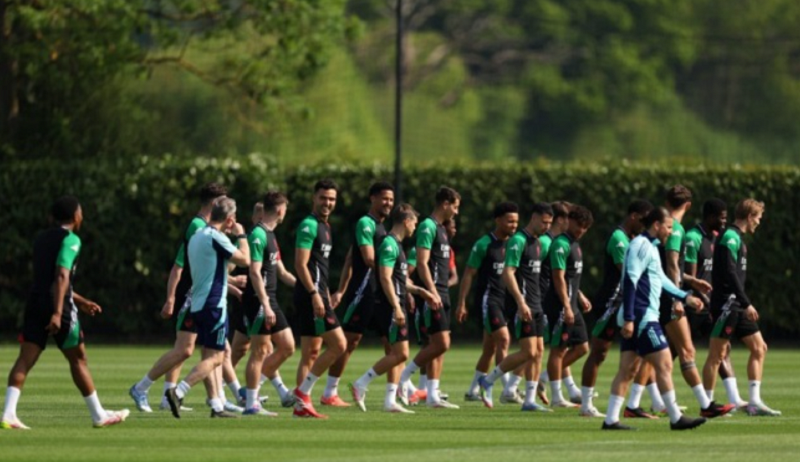 arsenal-nghi-ngo-bi-virus-la-tan-cong-trung-tam-huan-luyen