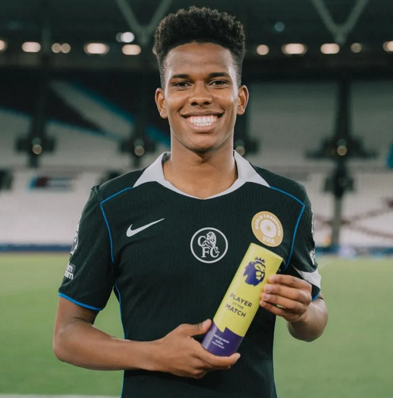 tro-thanh-phuong-an-thay-the-palmer-hoan-hao-cucurella-het-loi-khen-estevao