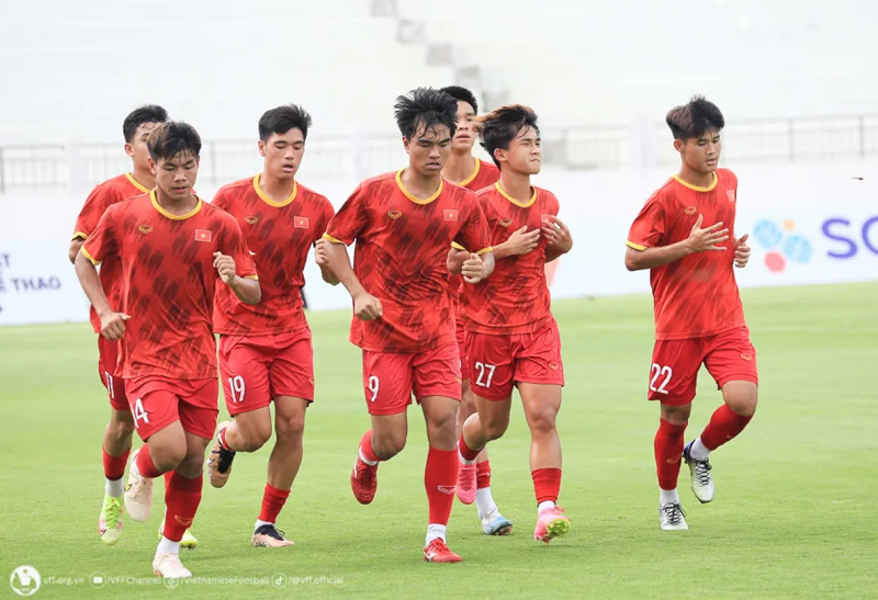 u18-viet-nam-du-seoul-eou-cup-2025-hlv-ikeuchi-gui-gam